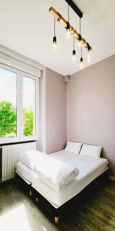 L'Etape Du Mont, Family Hostel Понторсон Экстерьер фото
